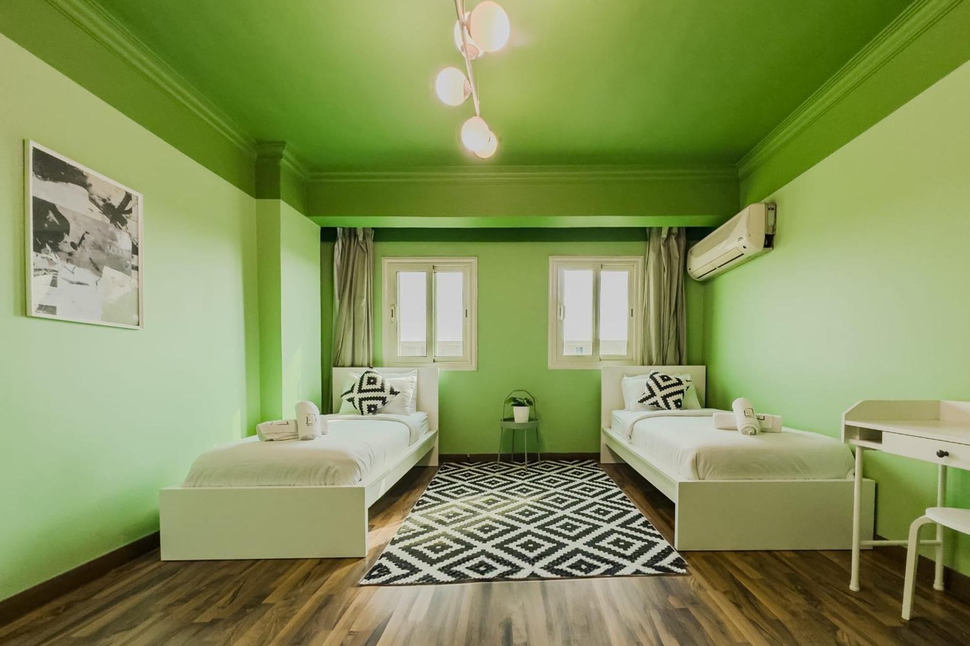 Distinct & Decent 2 Bdr Apt Steps From Nightlife And Airport Káhira Exteriér fotografie